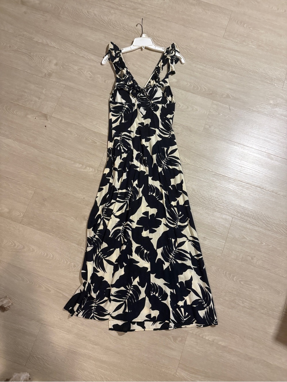 XIX Palms Cross Black Ruffle Floral Maxi Dress